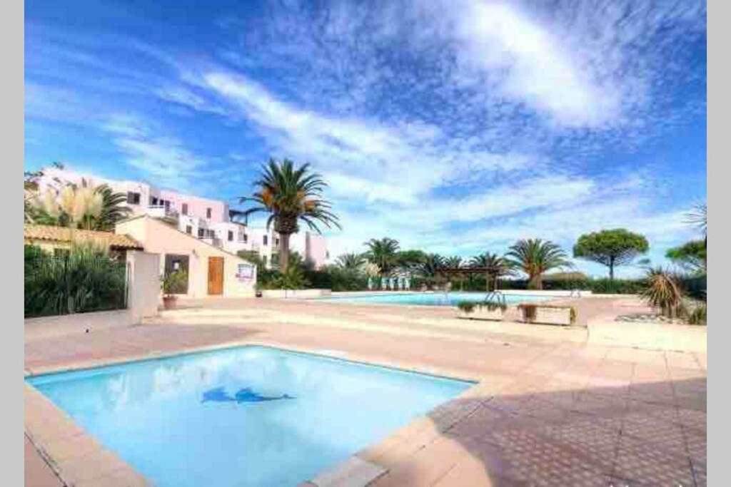 Les Capitelles Bord De Plage Avec Grande Piscine - Vue Montagne Saint-Cyprien  Eksteriør billede