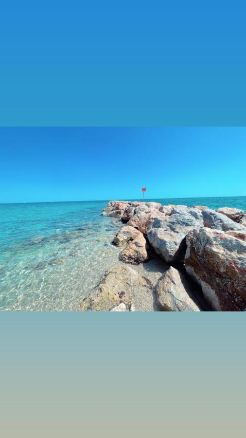 Les Capitelles Bord De Plage Avec Grande Piscine - Vue Montagne Saint-Cyprien  Eksteriør billede